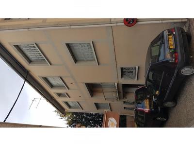 Maison - 250 m² - 12 pièces