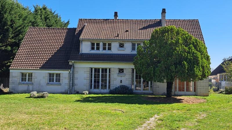 Pavillon - 150 m² - 8 pièces