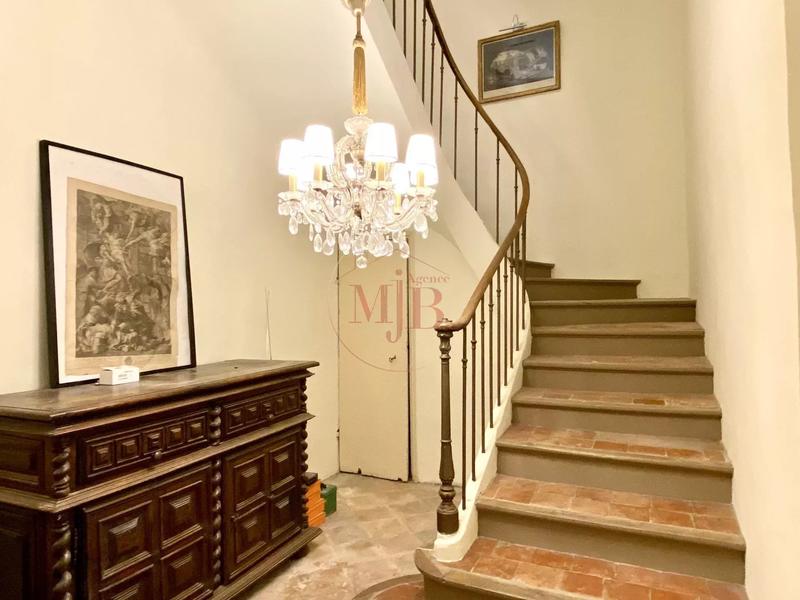 Maison de village - 350 m² - 12 pièces