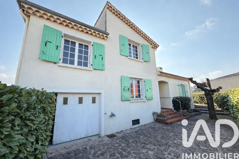 Maison - 122 m² - 7 pièces