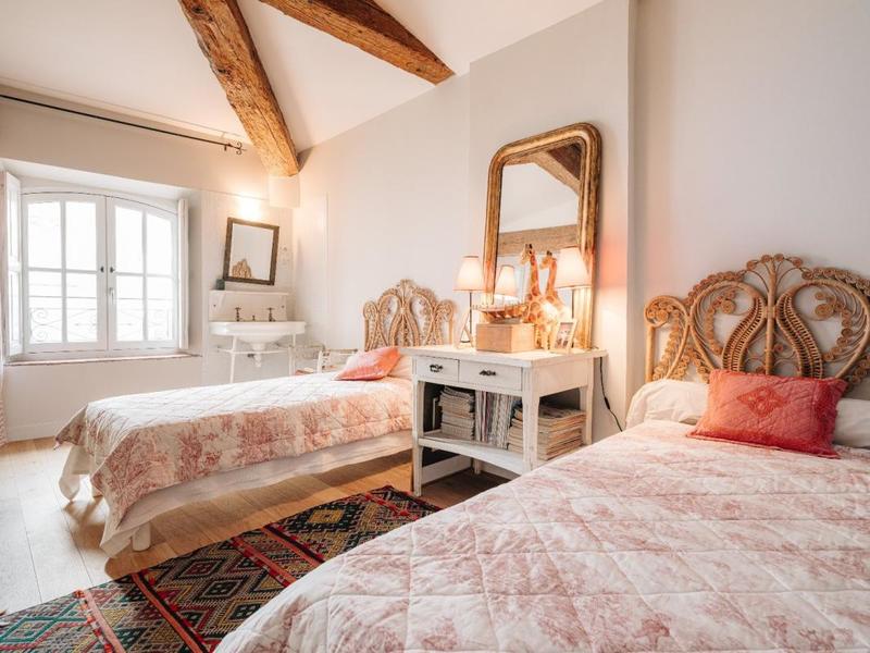 Appartement - 274 m² - 5 pièces