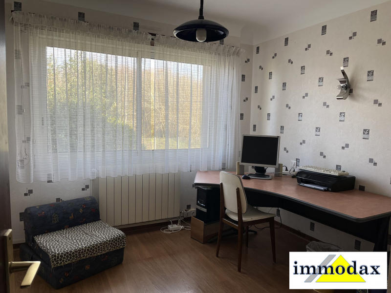 Maison traditionnelle - 102 m² - 6 pièces