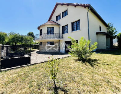 Maison - 183 m² - 7 pièces