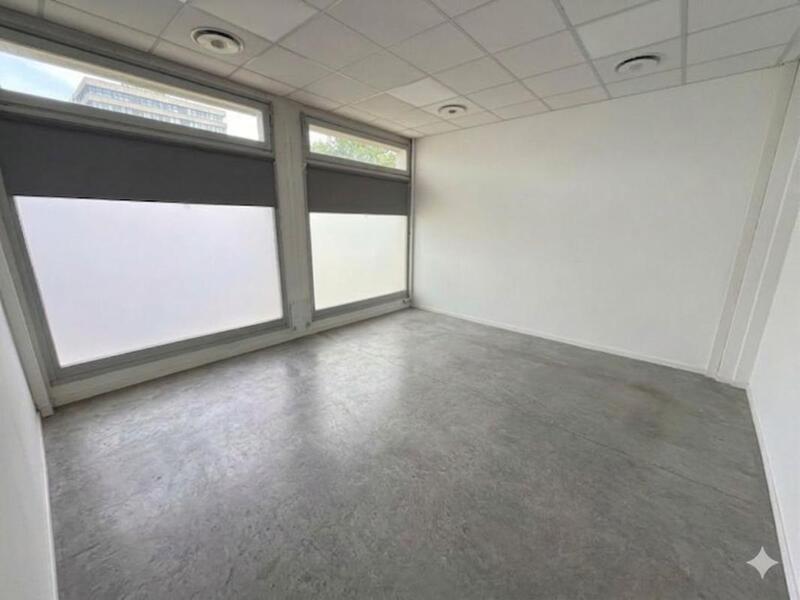 Bureau - 96 m²