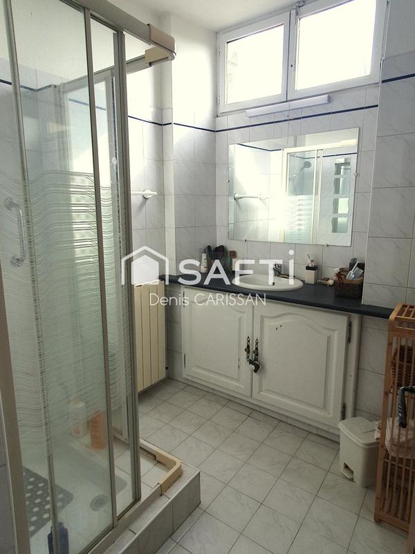 Maison - 294 m² - 12 pièces