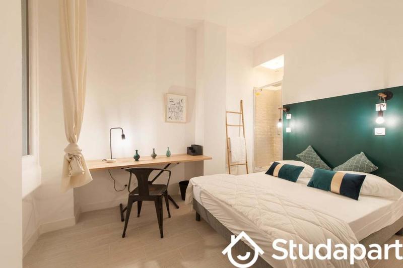 Chambre - 15 m² - 1 pièce