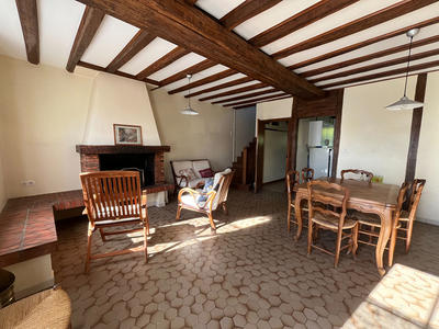 Maison - 138 m² - 4 pièces