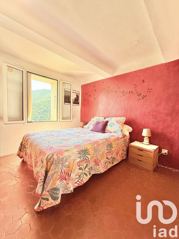 Maison - 97 m² - 5 pièces