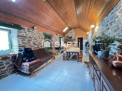 Maison - 136 m² - 6 pièces