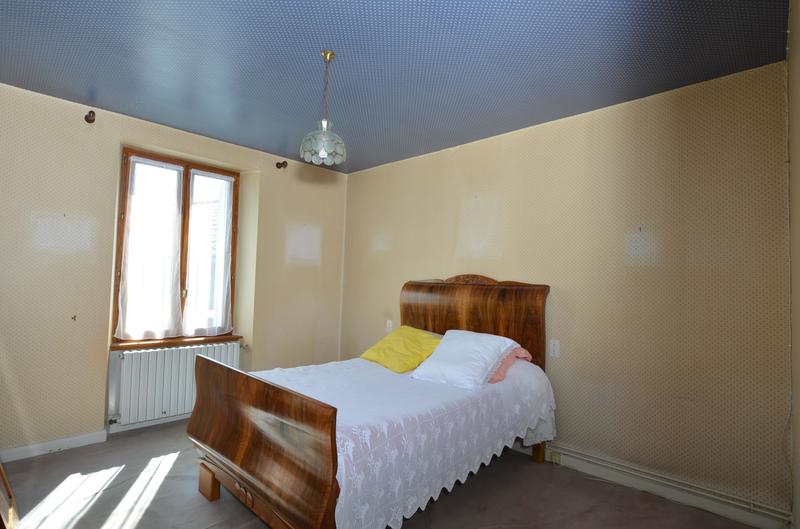 Maison - 241 m² - 10 pièces