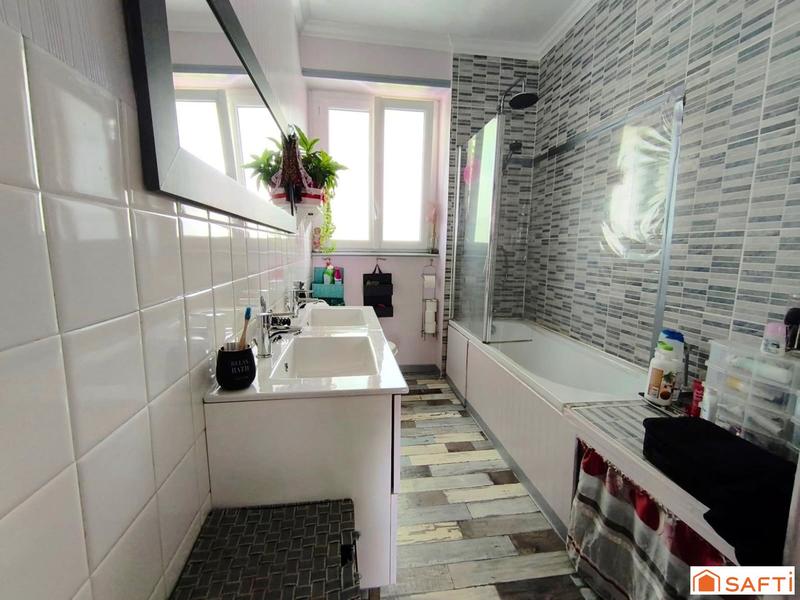 Maison - 135 m² - 7 pièces