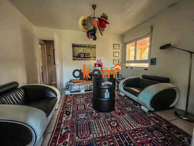 Maison - 140 m² - 5 pièces