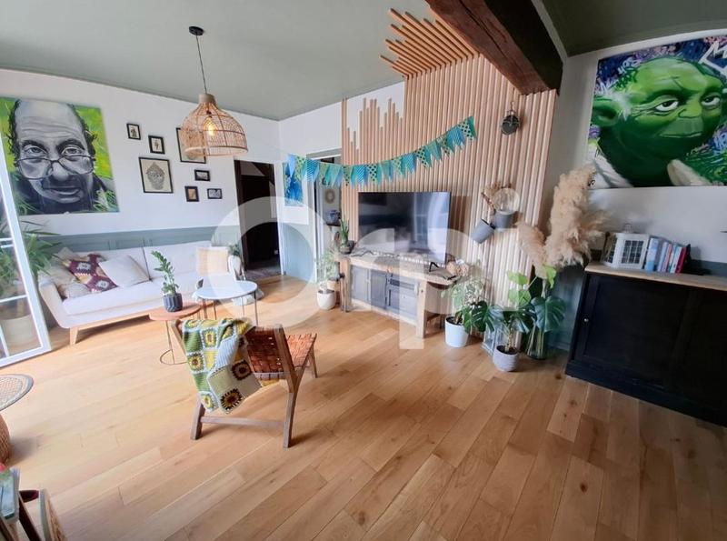 Maison - 151 m² - 6 pièces