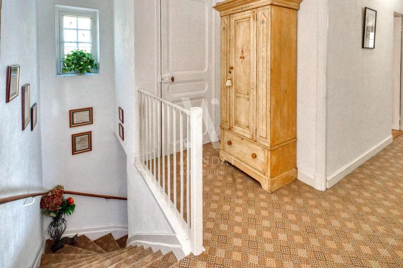 Appartement - 142 m² - 6 pièces