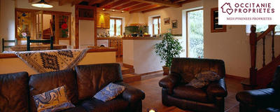 Propriété - 280 m² - 10 pièces