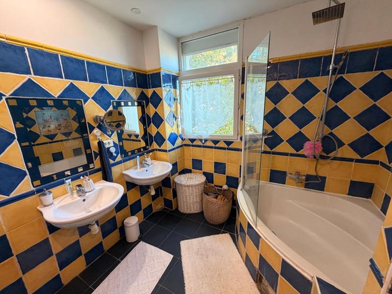 Appartement - 90 m² - 4 pièces