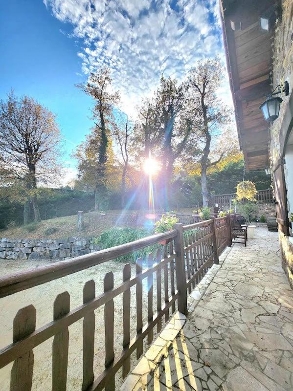 Maison - 195 m² - 6 pièces