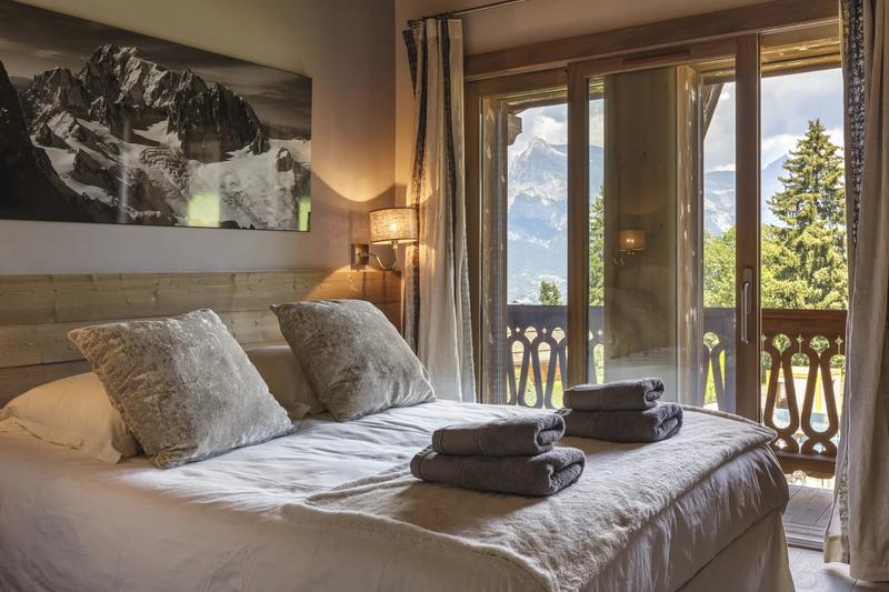 Châlet - 285 m² - 7 pièces