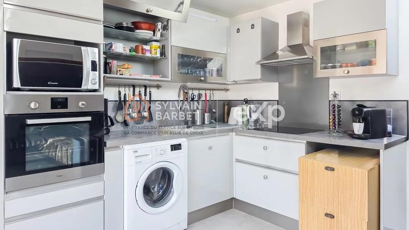 Appartement - 100 m² - 4 pièces