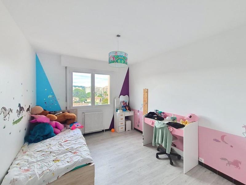 Appartement - 74 m² - 4 pièces