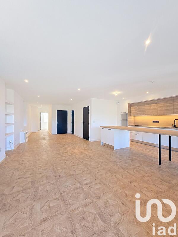 Appartement - 80 m² - 3 pièces