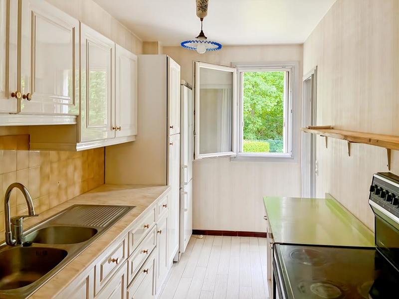 Appartement - 96 m² - 5 pièces