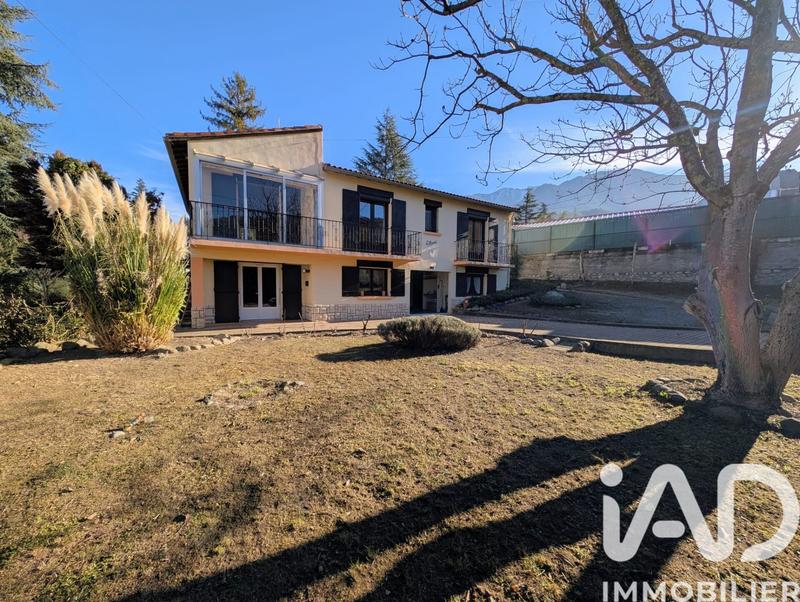 Maison - 170 m² - 6 pièces