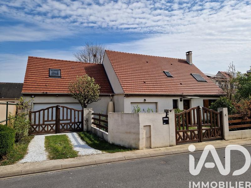 Maison - 105 m² - 5 pièces