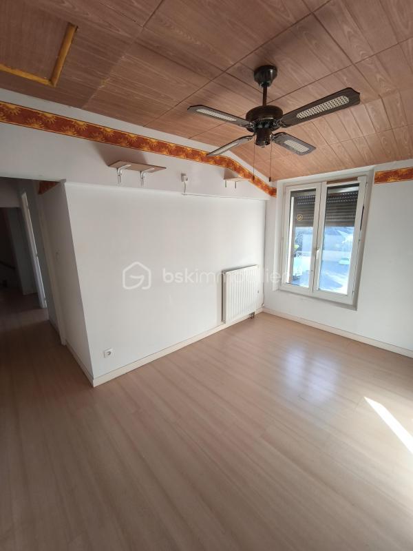 Maison - 56 m² - 5 pièces