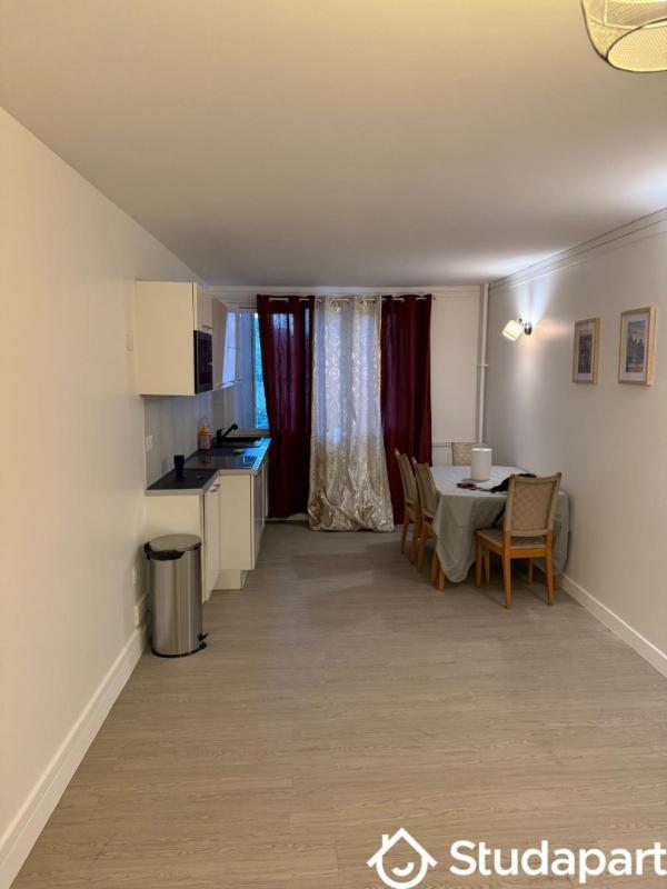 Chambre - 18 m² - 1 pièce