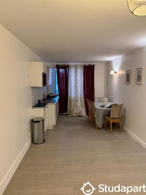 Chambre - 18 m² - 1 pièce