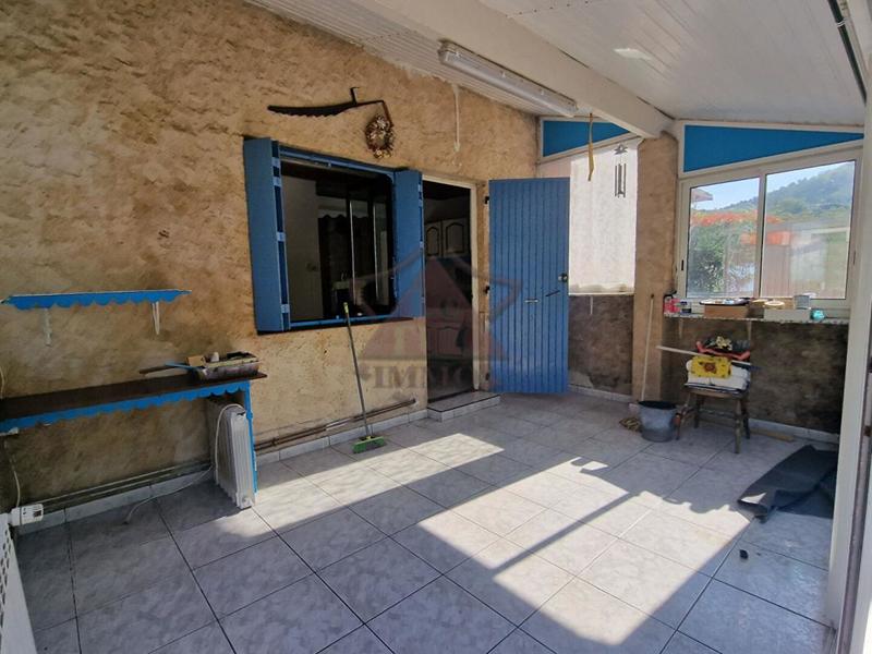 Maison - 94 m² - 6 pièces