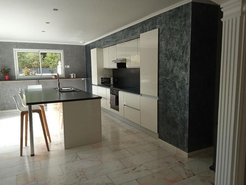 Maison - 228 m² - 7 pièces