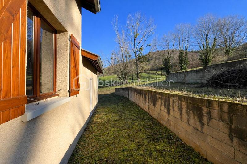 Maison traditionnelle - 131 m² - 5 pièces