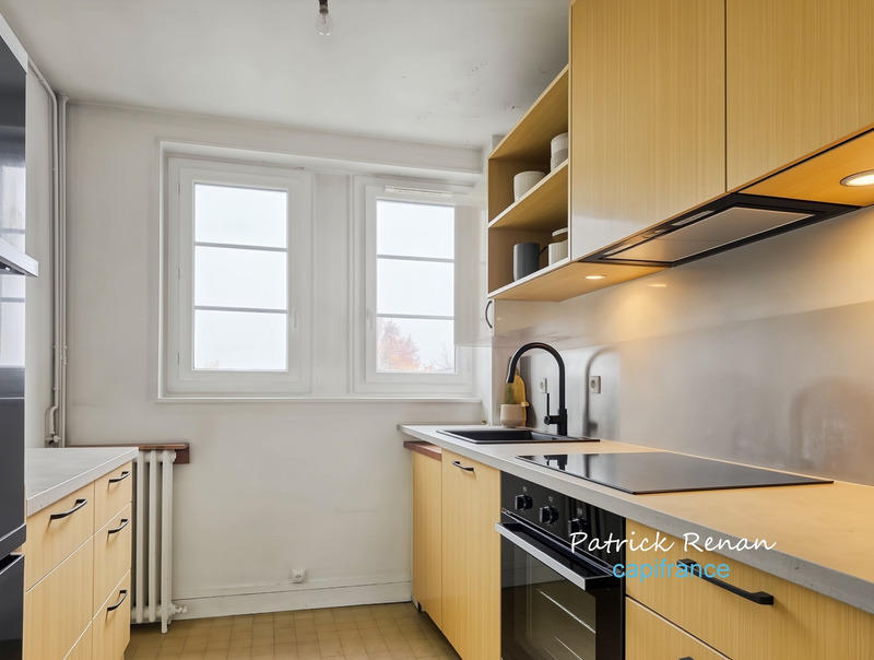 Appartement - 80 m² - 4 pièces