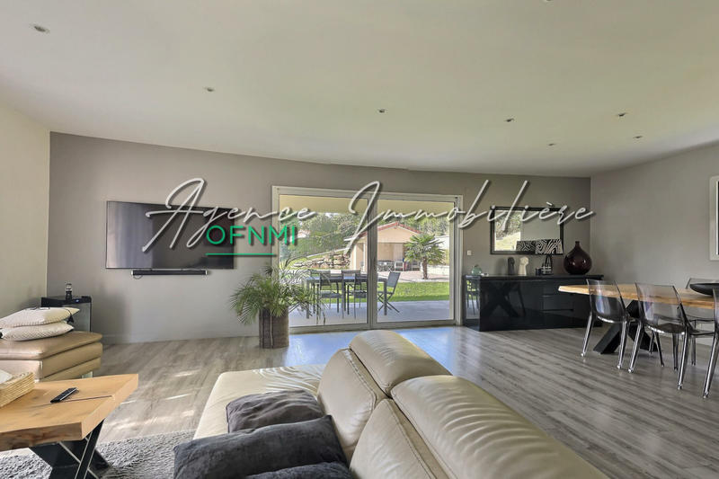 Villa - 150 m² - 6 pièces