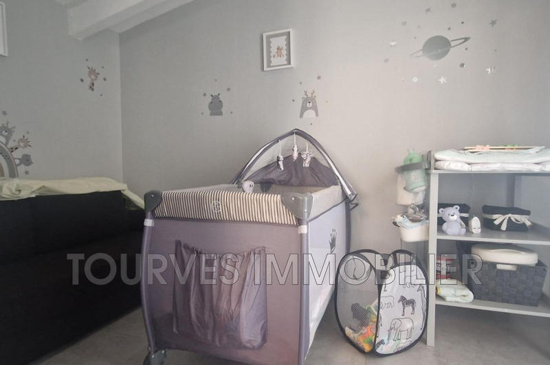 Villa - 184 m² - 6 pièces