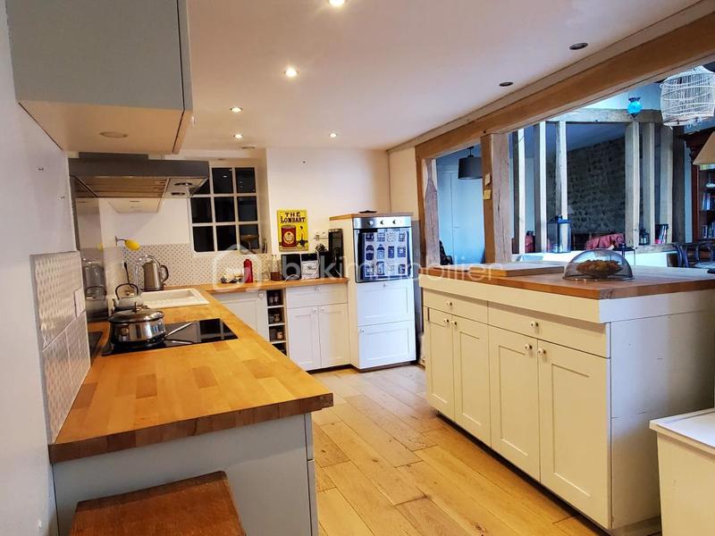 Maison - 150 m² - 7 pièces