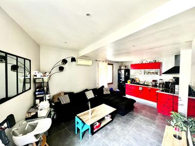 Maison de village - 75 m² - 4 pièces