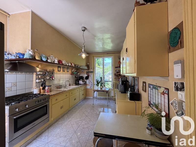 Maison - 340 m² - 10 pièces