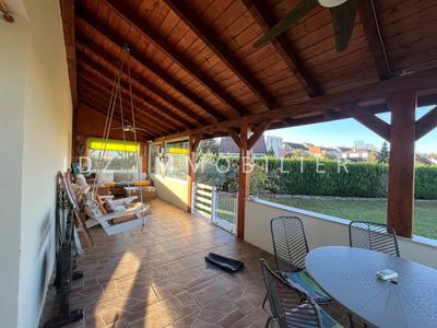 Maison - 136 m² - 5 pièces