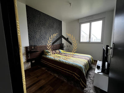 Maison - 84 m² - 5 pièces