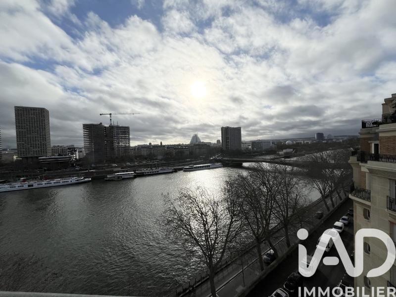 Appartement - 90 m² - 3 pièces