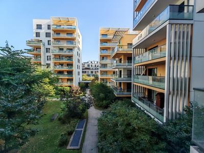 Appartement - 90 m² - 4 pièces