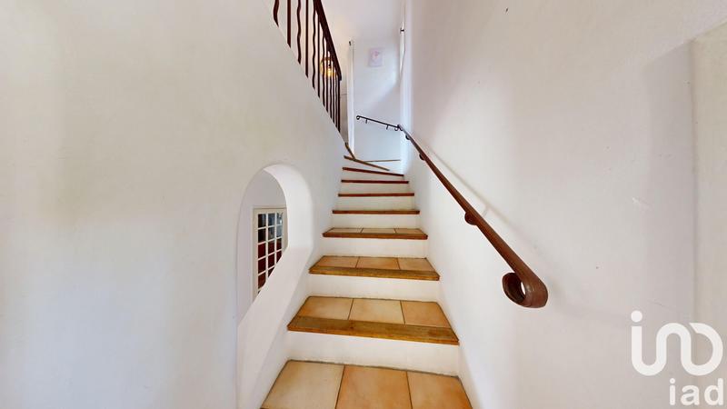 Maison - 280 m² - 10 pièces