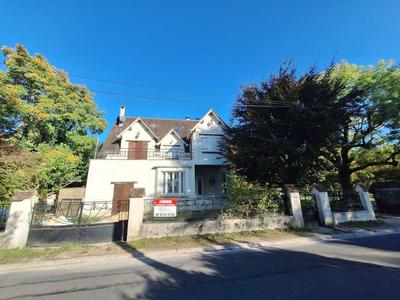 Maison - 158 m² - 6 pièces