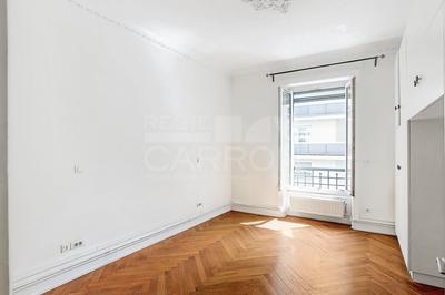Appartement - 135 m² - 5 pièces