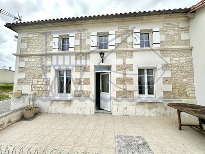 Maison ancienne - 78 m² - 3 pièces