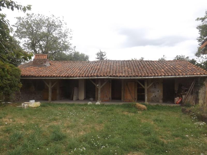 Maison - 230 m² - 8 pièces