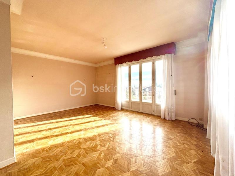 Maison ancienne - 188 m² - 4 pièces